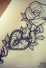 Rose tatuiruotės darbas