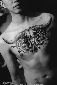 Classic skull rose tattoo pattern