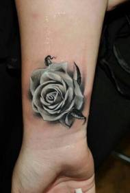 Rose Tattoo ilustracija osjetljiv uzorak ruža tetovaža