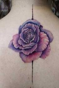 Atgal purpurinės rožės tatuiruotės modelis