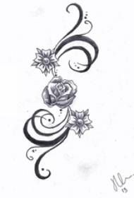 Черно-серый эскиз жала советы литературно красивая роза тату рукопись