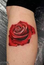 Mga sumbanan sa tattoo nga rosas sa bitiis