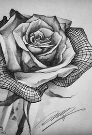 Käsikirjoitus digitaalinen ruusu tatuointi malli