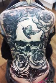 Visas nugaros rožės taro tatuiruotės modelis, kurį teikia tatuiruočių šou