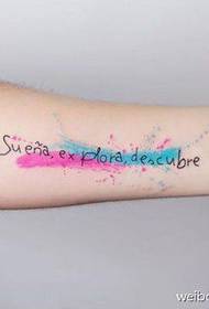 Pequeno e fermoso patrón de tatuaxe de letras