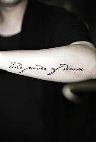 Foto di tatuaggi di carattere inglese fantasia di moda