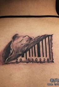 Un tatuatge alternatiu de codi de barres esquinçat a la part posterior