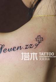 Mapewa a atsikana, clover wa masamba anayi, tattoo yakachingerezi