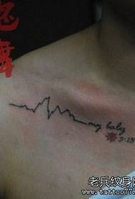 Modello di tatuaggio alfabeto clavicola femminile ECG
