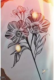 Pola tattoo corak kembang floral