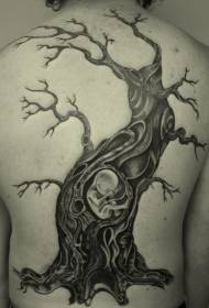 Uzorak dječje tetovaže u stražnjem stablu