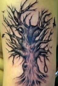 Salaperäinen tumma puu tatuointi malli