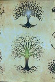 ένα τατουάζ δέντρο τοτέμ μοτίβο
