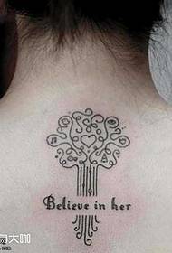 Háttér fa totem tetoválás minta