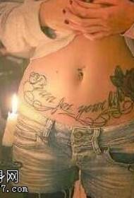 Bauch schwaarz Blumm Englesch Tattoo Muster