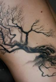 Elegancki wzór tatuażu z żebrami po stronie czarnego drzewa