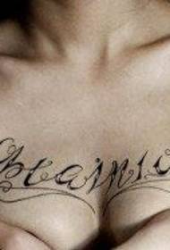 Baştan çıkarıcı güzellik göğüsler vücut mektubu dövme deseni