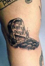 modello di tatuaggio lettering lapide marrone gamba