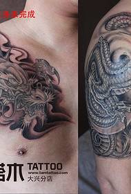pār plecu pūķa tetovējums aptver tetovējumu