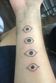 Brazo de los niños en negro geométrico redondo línea simple símbolo creativo tatuaje imagen