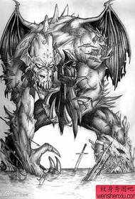 un modello di tatuaggio drago europeo e americano fresco e prepotente