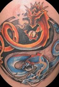 Yin Yang Gossip dažytas vandens drakono ugnies drakono tatuiruotės modelis