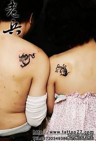 coppia, totem dragon, tatuaggio, fénix