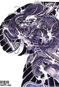 Manuskript Dragon Tattoo Muster