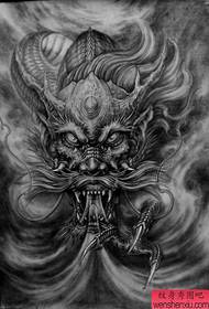 Corak Tatu Naga: Gambar Coretan Tatu Penuh Kembali Naga