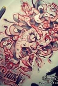 Европейски училищен ръкопис за татуировка на татуировка Medusa