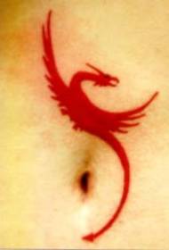 न्यूनतम लाल ड्रॅगन टॅटू नमुना