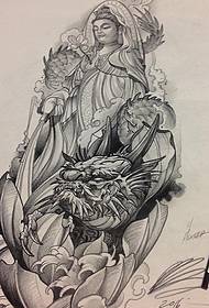 Dorëshkrimi i Buddhës dhe i Dragoit Tradicional i Tattoo Model