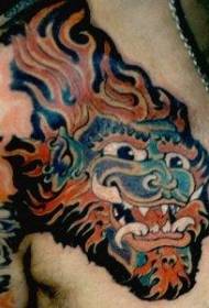 Model de tatuaj de cap de dragon în stil chinezesc
