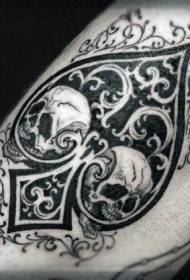лопати симбол со лоза црно-бела тетоважа шема
