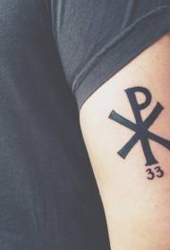 Nagy fekete vallásos Krisztus különleges betű szimbólum tetoválás minta