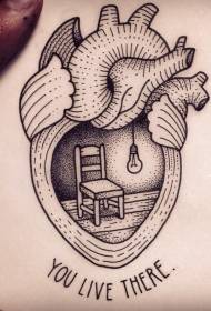 crna linija ubada srce i stolicu u kombinaciji s rukopisom uzorka tetovaža