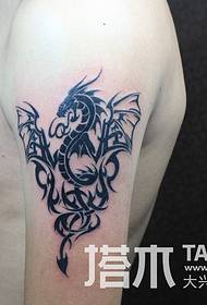 wapen Europese en Amerikaanse draak totem-tatoeëring