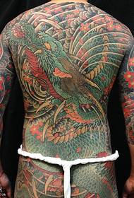 塗られた大慶ドラゴンのタトゥーパターン