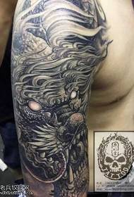 modello tatuaggio braccio braccio