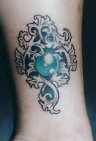 ຮູບແບບ Tattoo ສີດໍາ Sexy ແລະຮູບແບບ Tattoo Gemstone