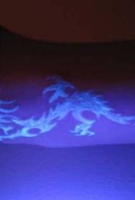 Modello di tatuaggio drago fluorescente braccio