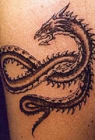 gigun ẹgún dragoni tatuu apẹrẹ
