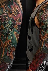 sumbanan sa tradisyonal nga dragon tattoo