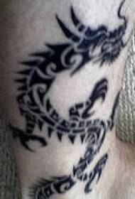 Чорний племінних дракон татуювання візерунок