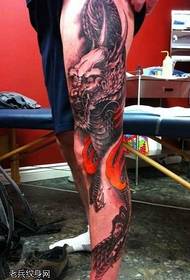 patró de tatuatge de drac dominat a les cames 148663-Patró de tatuatge de drac