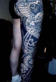 leg Draach Tattoo Muster