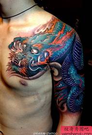 beliebte herrschsüchtige Ein Schal Drachen Tattoo-Muster