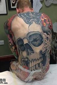 modello tatuaggio schiena piena