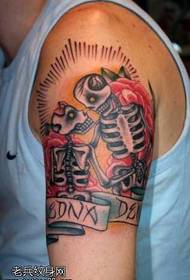 Mga pattern ng tattoo ng Skull Lovers Tattoo