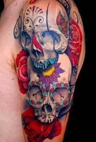 arm schedel schedel bloem tattoo patroon